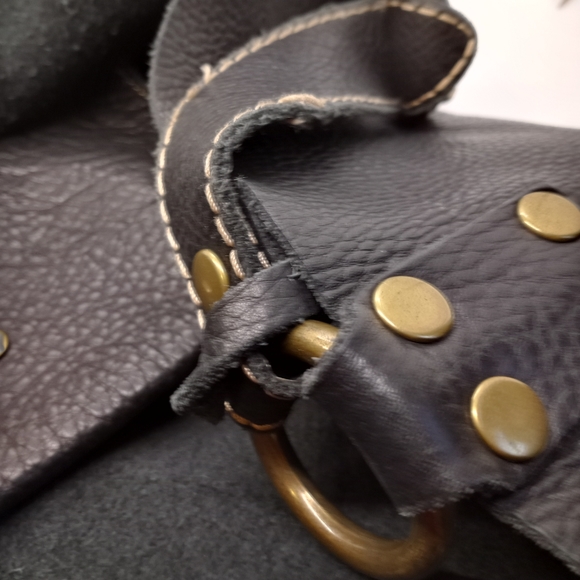 Lucky Brand Hobo bag with attached purse - Picture 5 of 12